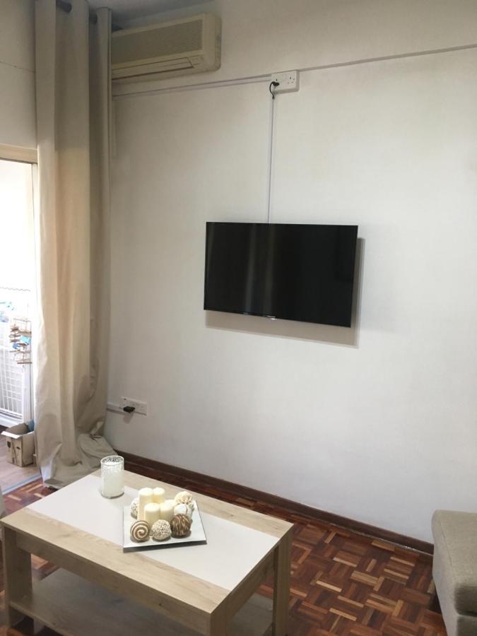 Larnaca Beach Apartment 1A Ngoại thất bức ảnh